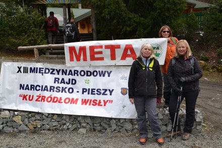 Zawodnicy na mecie podczas XIII Rajd „Ku źródłom Wisły”